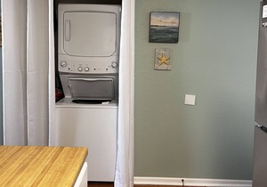 Southwood Shores - 2BR Condo, lake views, indoor & outdoor pools & much more!