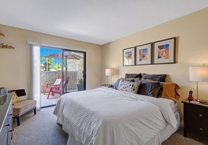 Spacious 3 bedroom, 2 bath Condo in South Palm Springs - Casa Estados