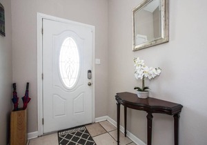 SPACIOUS 4 BED/3 BATH HOME NEAR CITY PARK !!!!