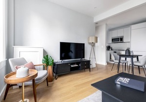 Spacious Allston 2BR w/W/D in basement