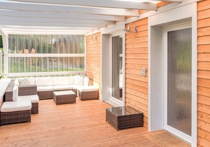 Spacious Apartment near Lake in Guntersberge