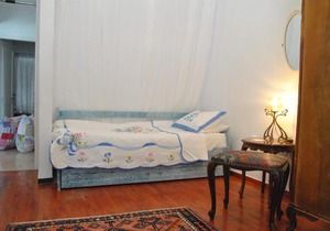 Spacious apartment near the sea