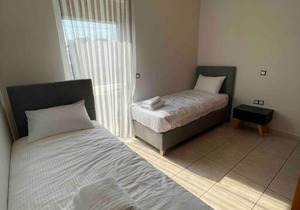 Spacious Apartment Nearby the Sea - 3 Bedrooms