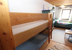 Spacious apartment **** with 2 bedrooms and balcony