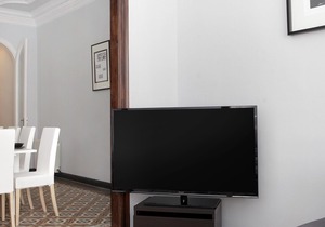Spacious big flat close to Sagrada Familia