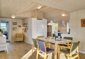 Spacious, family-friendly cottage in a quiet location close to the beautiful sandy beach.