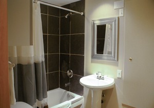Spacious Family Property, Private Garage, Blackcomb Mountain Access