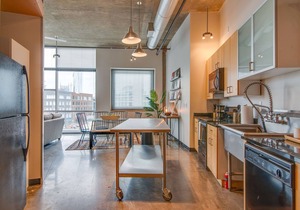 Spacious Loft in Nashville Gulch Neighborhood!