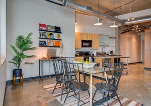 Spacious Loft in Nashville Gulch Neighborhood!