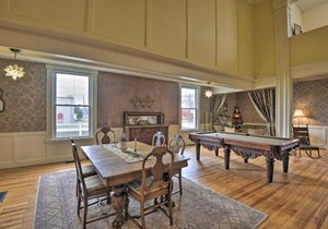 Spacious Pet-Friendly Home - Near Dundee Wineries!