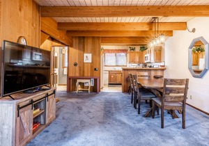 Spacious Winterset 26 2 Bedrm Plus Loft 3 Full Bathrm Townhome Sleeps 8 Steps to Free Town Shuttle