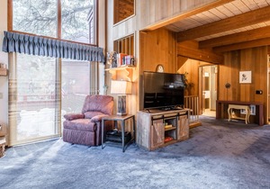 Spacious Winterset 26 2 Bedrm Plus Loft 3 Full Bathrm Townhome Sleeps 8 Steps to Free Town Shuttle