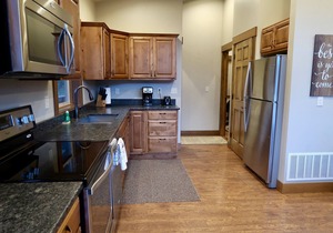Spectacular Mountain Views located 1 mile from Glacier National Park