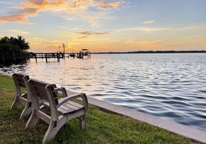 Spectacular Peace River Paradise, Heated Pool, Endless Waterfront