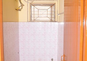 Srinivasa Service Apartment