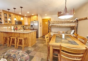 St Anton Condos #5 (1-Bedroom) with Pool by RedAwning