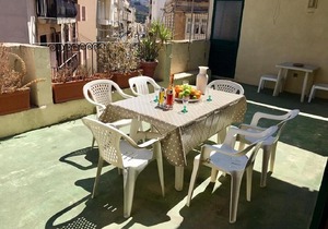 St Julians Mansionette with terrace and astonishing seaviews