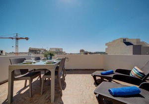St Paul's Bay Penthouse with Views