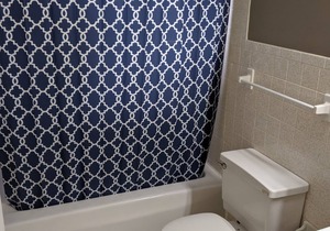 Stand alone cabin, sanitized, full kitchen.