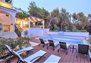 Standard One-Bedroom Apartment With Balcony And Swimming Pool