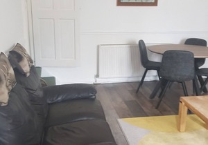 Stone Holiday Cottage In Scarborough With 4 Poster Bed & Bunk Beds