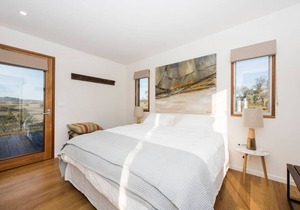 Strikes 2 - spectacular views, total tranquillity