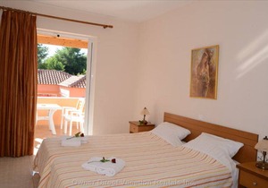 Studio Apartment for 3 People - Two Studios Apartments Availiable