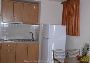 Studio Apartment for 3 People - Two Studios Apartments Availiable