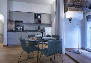 Studio apartment in the Tower near the ponte Vecchio