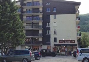 Studio at the foot of the slope with South balcony
