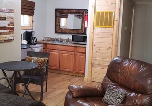 Studio B at Bigfoot Lodging Lassen