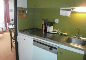 Studio cabin for 6, balcony, equipped kitchen