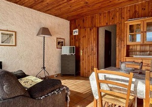 Studio cabine à 200m de la plage, loggia ensoleillée, quartier calme - 4 couchages - FR-1-225-214
