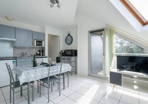 Studio Confortable à 500m des Plages de Carnac - Balcon Sud, TV, Parking - 2 Pers, 2* - FR-1-477-181