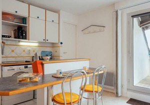 Studio cosy à Carnac, proche plages, avec balcon, parking, et équipements modernes pour 3 personnes - FR-1-477-45