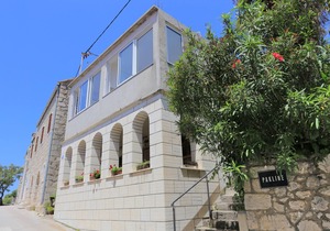 Studio flat near beach Brist, Makarska (AS-18859-b)