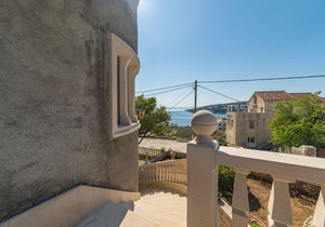 Studio flat with balcony and sea view Sumartin, Brač (AS-13285-a)