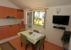 Studio flat with terrace Sutivan, Brač (AS-16846-b)