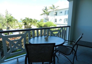 Studio in Beach Front resort, sleeps 4