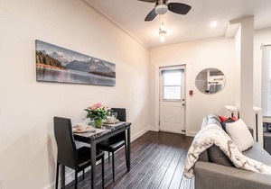 Stunning 1BR - Boutique Apartment - PRIME Location!