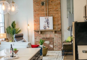 Stunning Condos Near Washington Park w/Parking