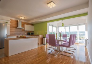 Stunning home in Grubine