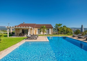 Stunning home in Grubine