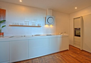 Stunning private villa with private pool, WIFI, A/C, TV, veranda, panoramic view, close to Florence