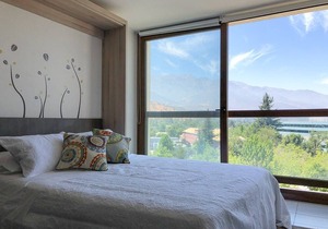 Stunning Studio - w/ Mountain View, Pool and Gym