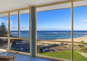 Stunning Toowoon Bay on Charlton