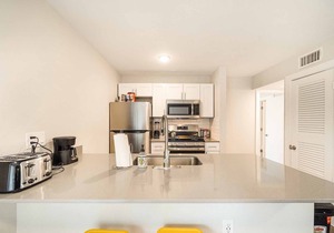 Stylish 1BR Near UT | Mueller | Evonify 5973