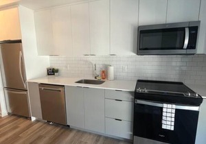 Stylish and beautiful apt in amazing bridgeland