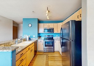 Stylish Condo Near Dillon Reservoir & Seven Ski Areas
