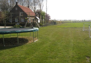 Stylish Holiday Home in Zuidzande with Sauna